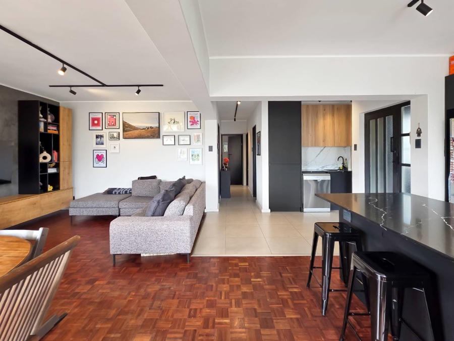 To Let 2 Bedroom Property for Rent in Sea Point Western Cape